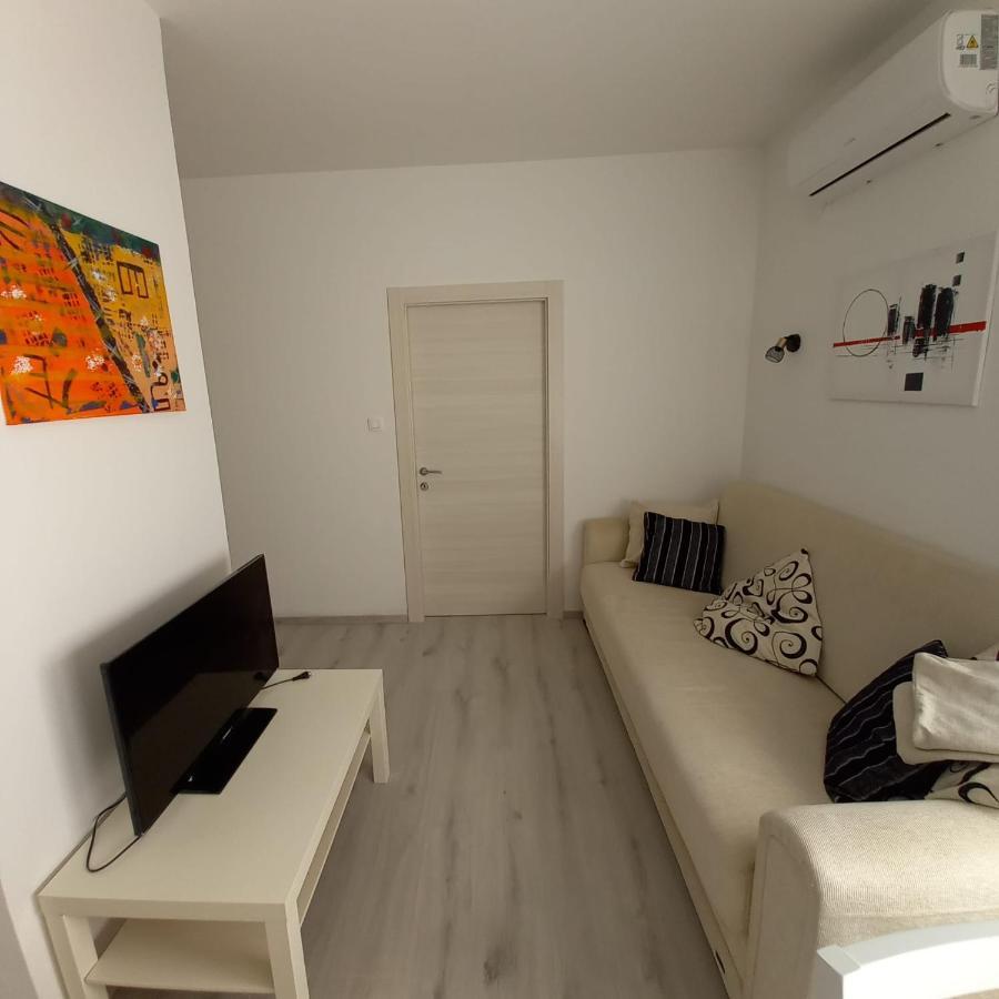 Apartmani Pajalic คิร์ก ภายนอก รูปภาพ